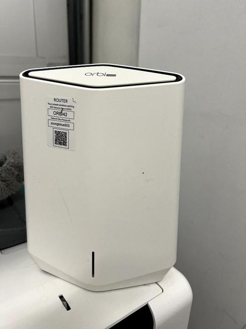 ORBI PRO WIFI 6 AX5400, Computers en Software, Routers en Modems, Zo goed als nieuw, Router met modem, Ophalen of Verzenden