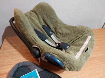 Cabriolet Maxi-COSI + housse Koka disponible aux enchères