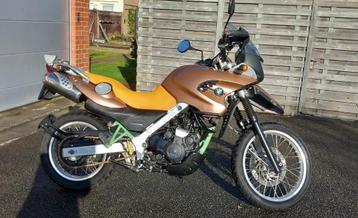 BMW f650 GS in goede staat, kleine prijs want zonder keuring beschikbaar voor biedingen