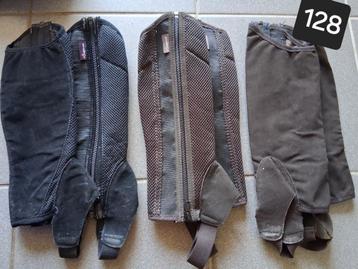 Set van 3 chaps maat 128 beschikbaar voor biedingen