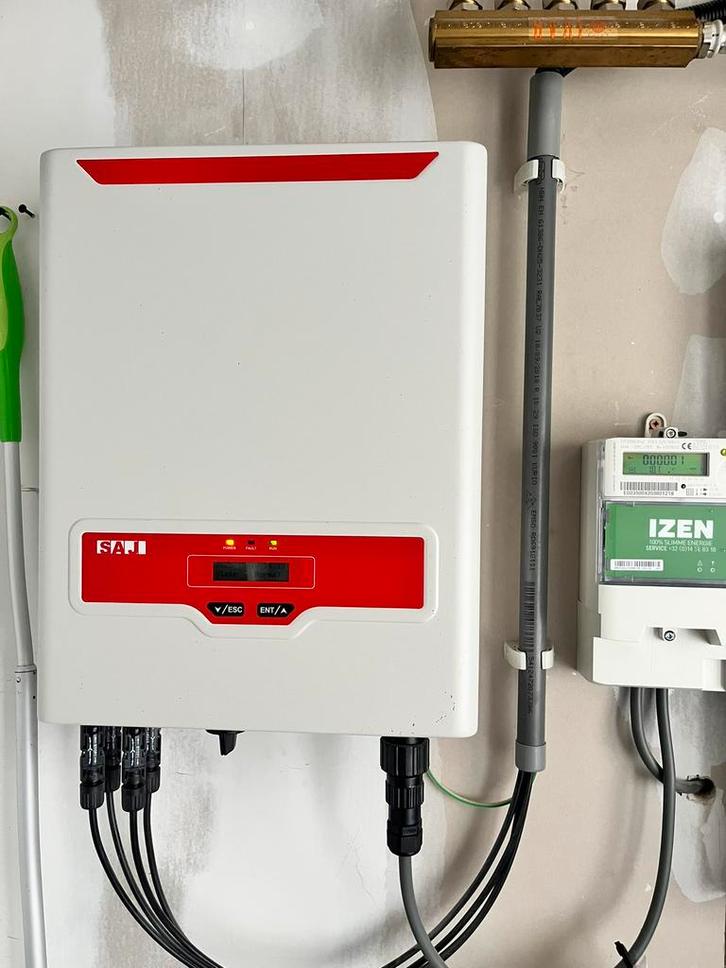 SAJ Sununo plus 3K-M Omvormer 3.3kW mono fase, Doe-het-zelf en Bouw, Zonnepanelen en Toebehoren, Zo goed als nieuw, Paneel, Ophalen