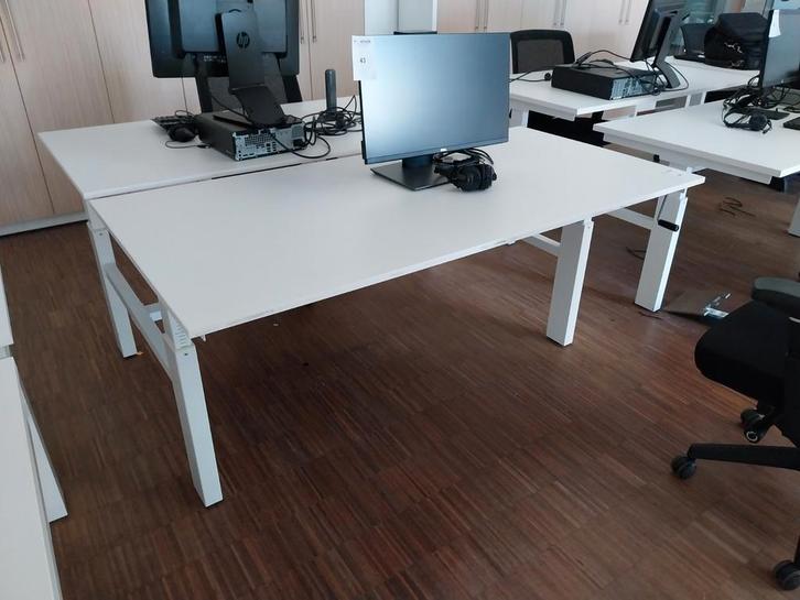 Mooie bureaus ook zit-sta en duo, Zakelijke goederen, Kantoor en Winkelinrichting | Kantoorartikelen, Ophalen