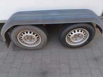 dubbel assige gesloten aanhangwagen saris, Enlèvement, Utilisé