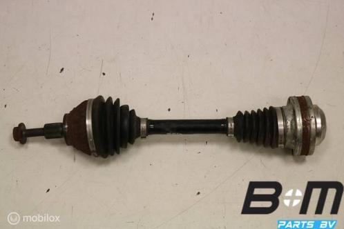 Aandrijfas links voor Audi A3 8V 5Q0407271AP, Auto-onderdelen, Remmen en Aandrijving, Gebruikt