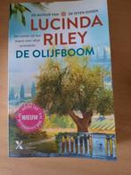 Lucinda Riley - De olijfboom, zo goed als nieuw, Ophalen of Verzenden, Zo goed als nieuw, Lucinda Riley