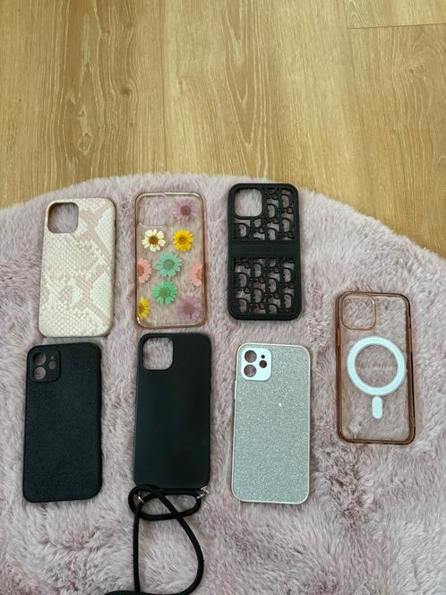 Lot de 7 coques pour iPhone 12, Telecommunicatie, Mobiele telefoons | Hoesjes en Screenprotectors | Apple iPhone, Zo goed als nieuw