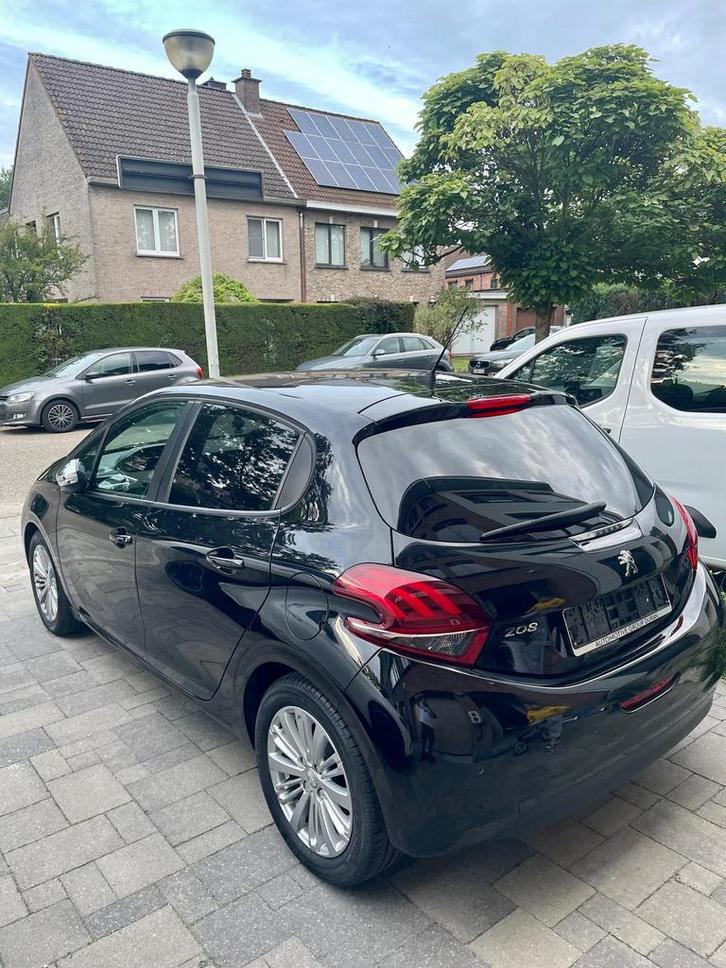 Peugeot 208 benzine euro6 model 2020 in perfecte staat, Autos, Peugeot, Particulier, Autres modèles, ABS, Airbags, Alarme, Bluetooth