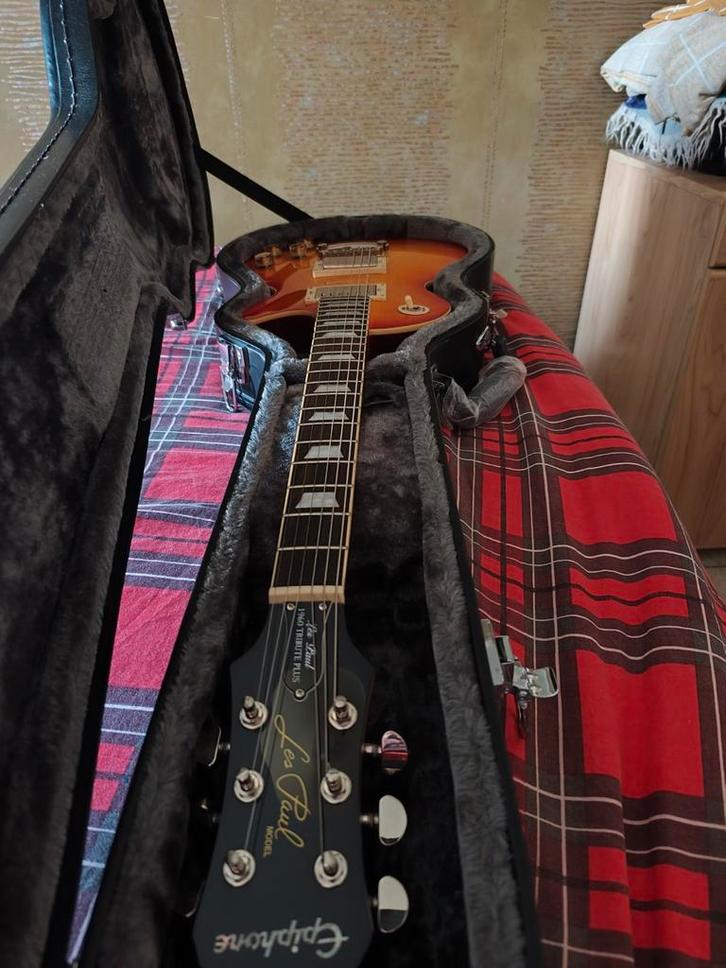 Guitare les Paul Epiphone 1960 tribute plus ÉCHANGE, Muziek en Instrumenten, Snaarinstrumenten | Gitaren | Elektrisch, Epiphone