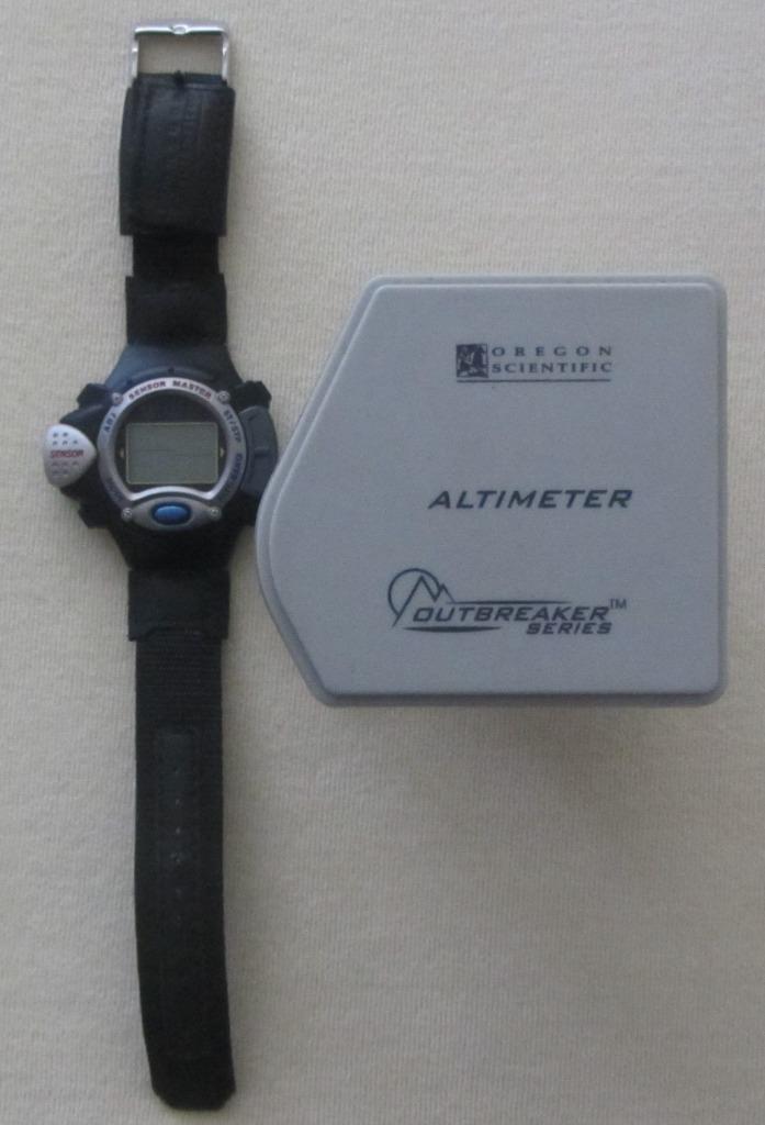 Uurwerk- Oregon Scientific - Outbreaker Classic - NIEUW !, Audio, Tv en Foto, Weerstations en Barometers, Zo goed als nieuw, Verzenden