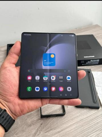 Samsung Z Fold 6 256 GB als nieuw beschikbaar voor biedingen