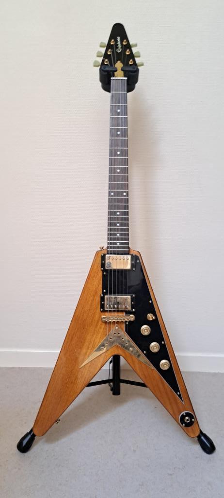 Epiphone 1958 Korina Flying V, Muziek en Instrumenten, Snaarinstrumenten | Gitaren | Elektrisch, Zo goed als nieuw, Solid body