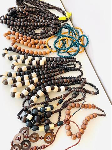 Handgemaakte Juwelen ketting arbanden uit BALI (150 stuks) beschikbaar voor biedingen