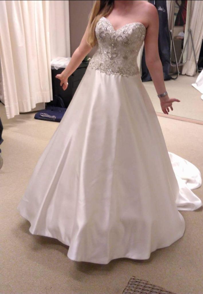 Trouwjurk/Wedding dress/Robe de mariée– Large – ivoor, Kleding | Dames, Trouwkleding en Trouwaccessoires, Zo goed als nieuw, Trouwjurk
