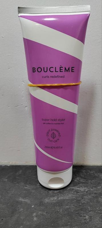 Bouclème gel voor krulhaar