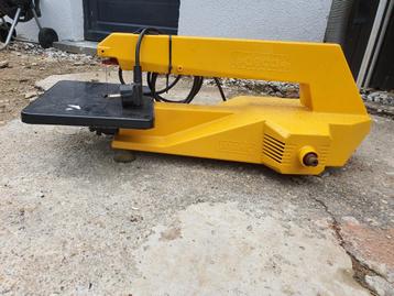 DECA Decoupeerzaag met snelheden beschikbaar voor biedingen