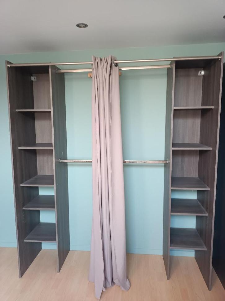 open kast met gordijn, Huis en Inrichting, Kasten | Kleerkasten, Gebruikt, 150 tot 200 cm, 25 tot 50 cm, Met plank(en), Met hangruimte