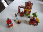DUPLO Brandweerkazerne - 10903 + extra 2 brandweerwagens, Ophalen of Verzenden, Duplo