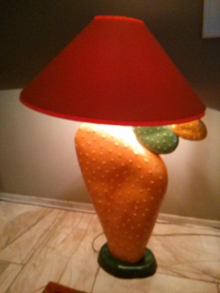 lampe déco CACTUS géant abimée à recoller, Maison & Meubles, Lampes | Abat-jour, Utilisé, 50 cm ou plus, Autres formes, Autres couleurs