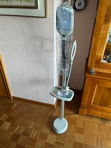 LÉSA TECHNICLED + 14 W beschikbaar voor biedingen