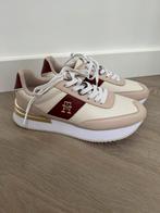 Tommy Hilfiger dames sneakers maat 38, Vêtements | Femmes, Chaussures, Enlèvement ou Envoi, Beige, Sneakers et Baskets, Comme neuf