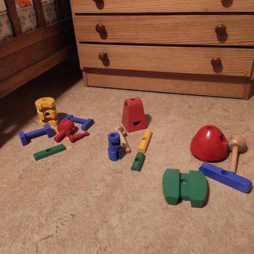 Set van 3 kleurrijke houten figuren om in elkaar te zetten -, Kinderen en Baby's, Speelgoed | Houten speelgoed, Zo goed als nieuw