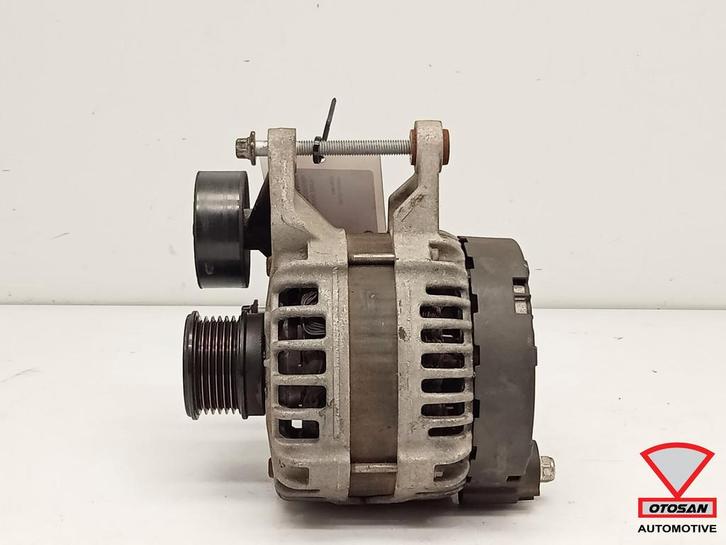 Mercedes C Klasse W204 Dynamo 150A A0009062003, Auto-onderdelen, Motor en Toebehoren, Mercedes-Benz, Gebruikt