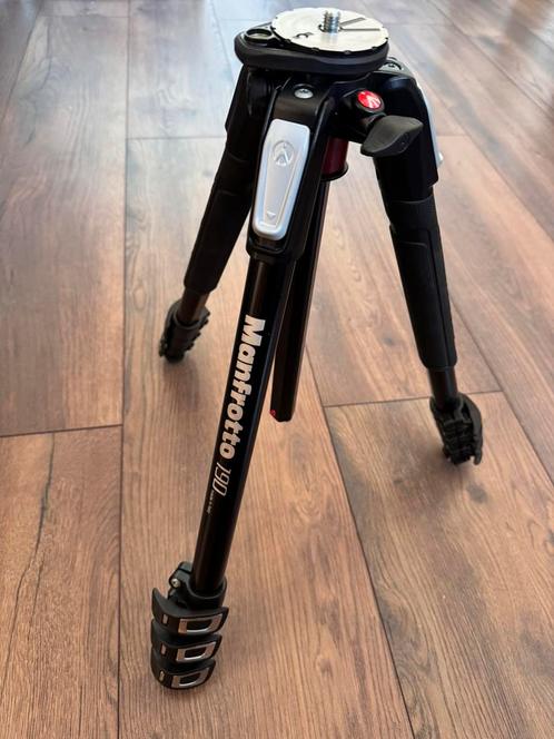 Manfrotto statief MT190XPRO4, Audio, Tv en Foto, Fotografie | Statieven en Balhoofden, Zo goed als nieuw, Ophalen of Verzenden