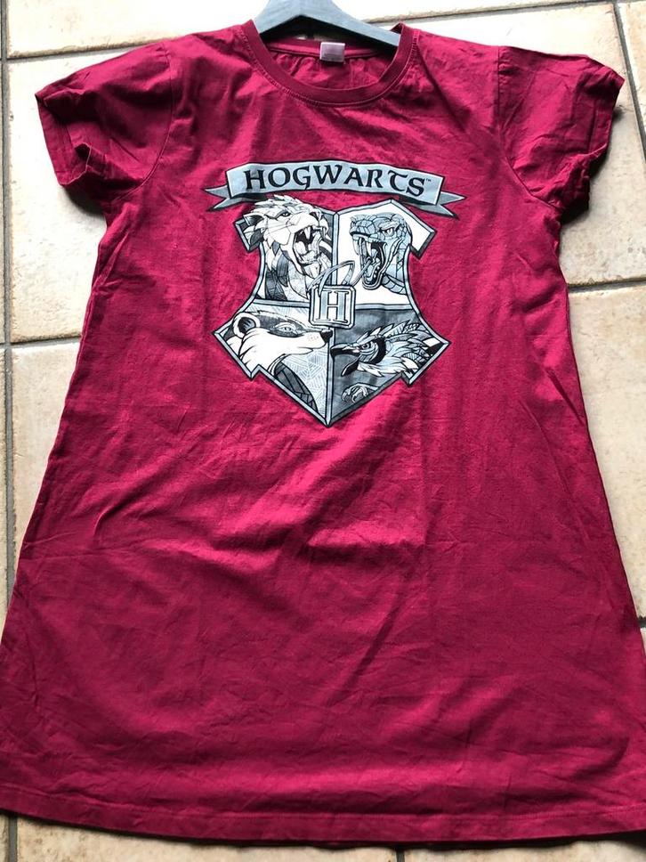 T-shirt Hogwarts Harry Potter - M - Bordeaux kleur, Verzamelen, Harry Potter, Zo goed als nieuw, Ophalen of Verzenden