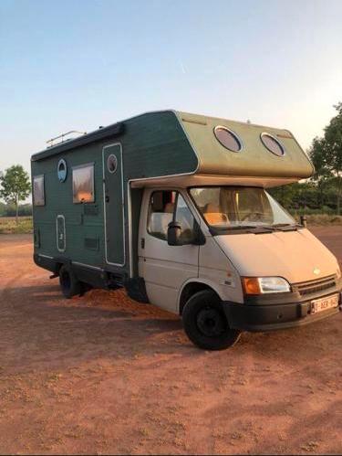 Avontuurlijke Camper ford transit oldtimer 1993 te koop, Caravans en Kamperen, Mobilhomes, Particulier, Ford, Diesel, Ophalen