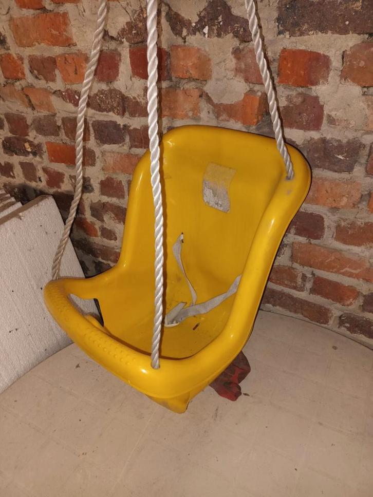 chaise pour enfants en plastique pour balançoire, Enfants & Bébés, Jouets | Extérieur | Aires de jeux, Utilisé, Balançoire, Enlèvement ou Envoi