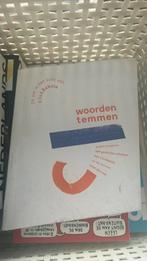 Woorden temmen, Ophalen of Verzenden, Zo goed als nieuw