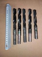 Mèches à métal, Enlèvement