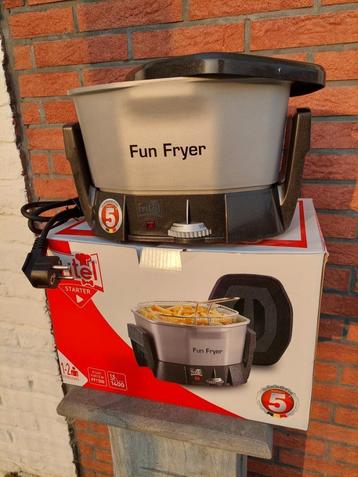 1 Friteuse Fritel + 1 Tefal en parfait état de marche 25€/pc, Electroménager, 1 à 2 litres, Enlèvement, Utilisé