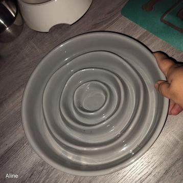 Anti schrok bak en pot met onderzet beschikbaar voor biedingen