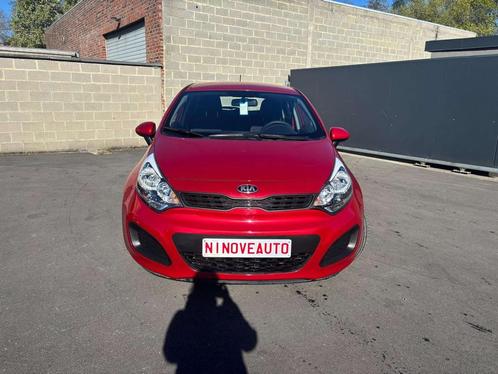 Kia Rio 1.2i Fusion*BLUETH AIRCO USB 1JAAR GARANTIE, Auto's, Kia, Te koop, Rio, ABS, Adaptieve lichten, Airbags, Airconditioning