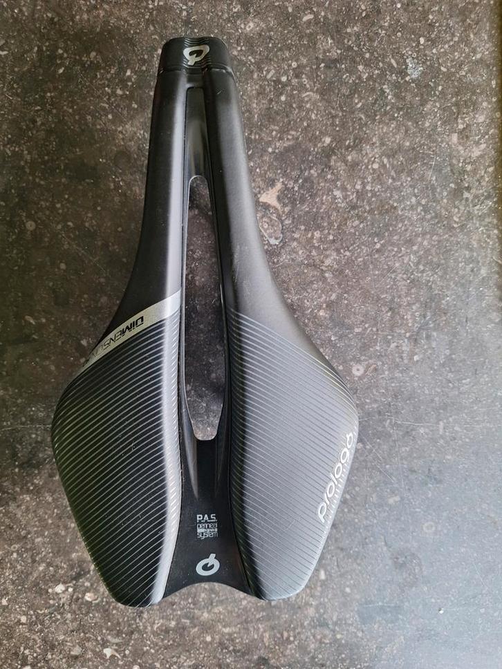 Fietszadel prologo lapierre, Fietsen en Brommers, Fietsaccessoires | Fietsstoeltjes, Ophalen