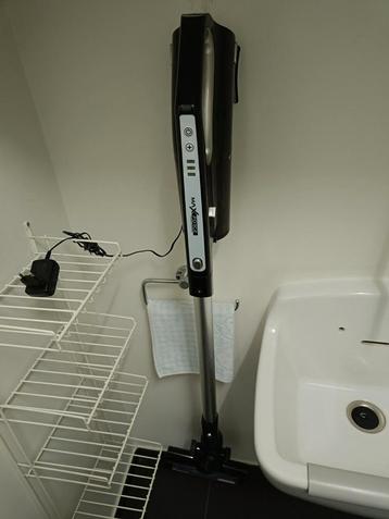 Draadloze steelstofzuiger Turbo Tronic Max Force  beschikbaar voor biedingen