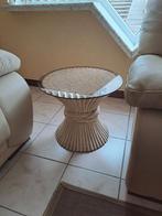 Deux tables d'appoint identiques en bambou, Maison & Meubles, Enlèvement, Utilisé, Rond, Verre