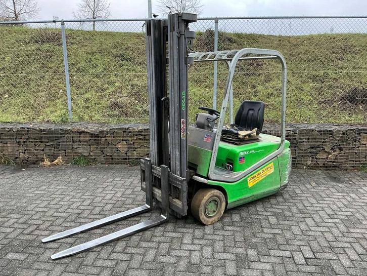 Essieu élévateur Cesab Blitz 316 1997, Articles professionnels, Machines & Construction | Chariots élévateurs & Transport interne