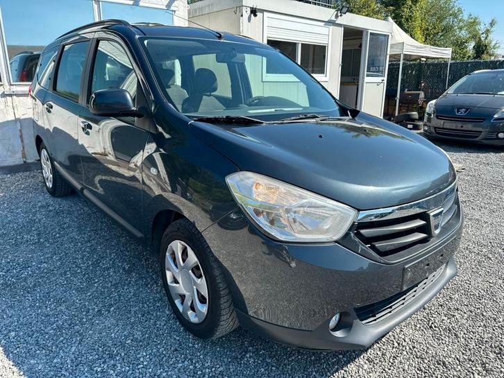 DACIA LODGY 1.6i 2012 7 ZITPLAATSEN AIRCO PRIJS 3500 EURO, Auto's, Dacia, Bedrijf, Lodgy, Benzine, Euro 5, Monovolume, Handgeschakeld