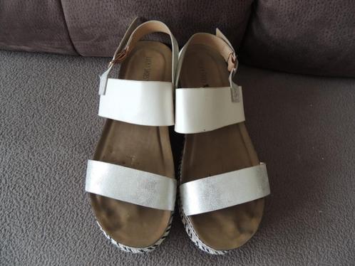 Chaussure - Pointure 39 - Sandales plates, Kleding | Dames, Schoenen, Ophalen
