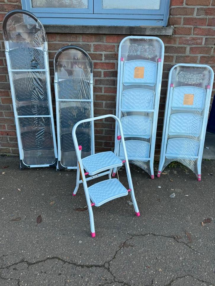 Escalier domestique - escalier de cuisine-échelle - escalier, Bricolage & Construction, Échelles & Escaliers, Neuf, Échelle, Moins de 2 mètres