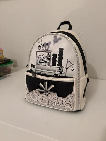 Loungefly Disney Mickey Steamboat Willie Music Cruise beschikbaar voor biedingen