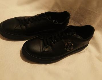 Philipp Plein Limited Edition Sneakers beschikbaar voor biedingen