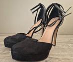 hoge schoenen mt45, Kleding | Dames, Schoenen, Zwart, Nieuw, Ophalen of Verzenden, Schoenen met hoge hakken