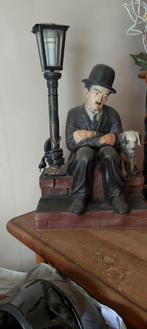 Décoration Charly Chaplin avec lampe h 60cm/L 35cm/l 30cm, Antiek en Kunst, Ophalen