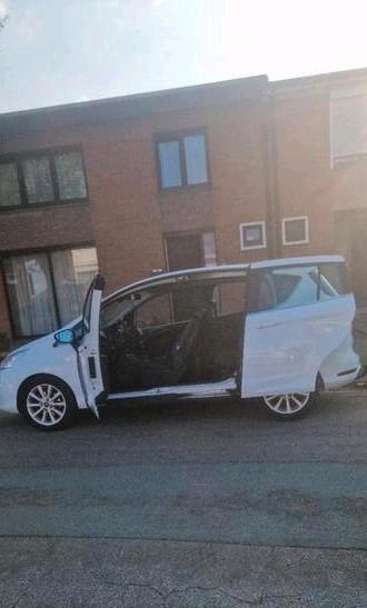 ord B-Max 1.0 EcoBoost 100 cv • Clim • Cruise e6b, Auto's, Ford, Particulier, B-Max, Bluetooth, Centrale vergrendeling, Isofix