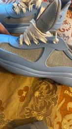 Prada schoen, Enlèvement, Comme neuf