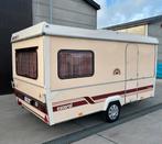 Plooicaravan Esterel -750 kg + voortent in perfekte staat, Caravans en Kamperen, 75 kg, Particulier, 4 tot 5 meter, 500 - 750 kg