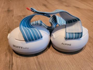 Alpine Muffy Baby oorkappen - blauw - zo goed als nieuw!